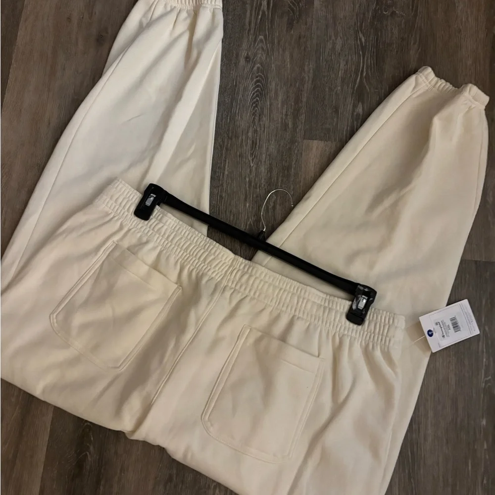 Champion Men's Loose Fit Cream Logo Sweatpants Sz XXL NWT